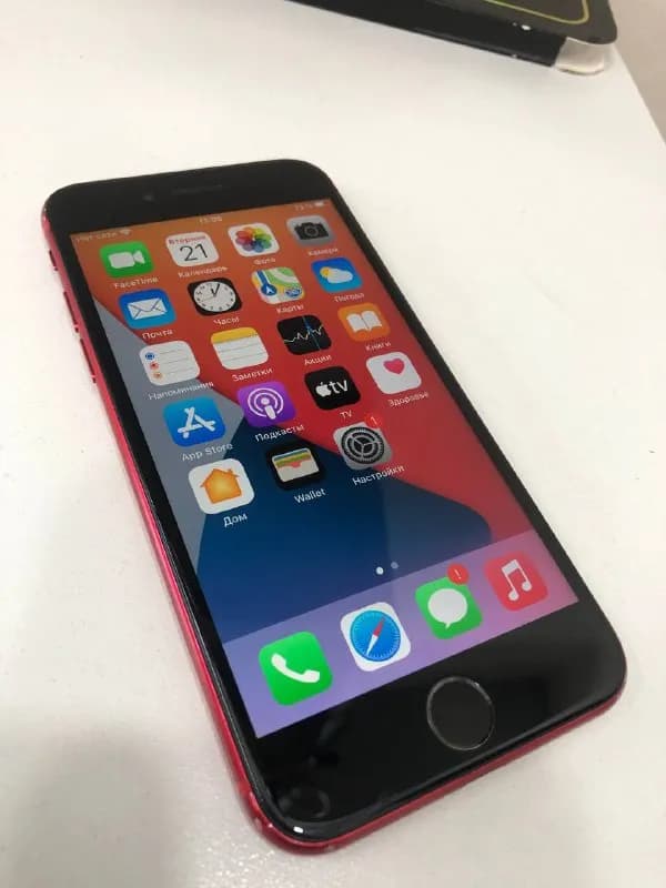 Iphone SE 2020 64 GB RED — Ереван — 65 000 ֏