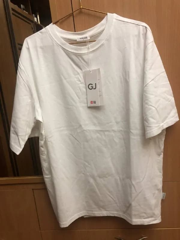 L (oversize), 4500 драм — Ереван — 4 500 ֏