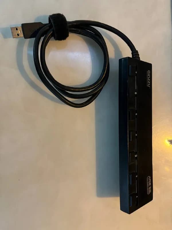 USB-хаб Ginzzu. 4000 драм — Ереван — 4 000 ֏