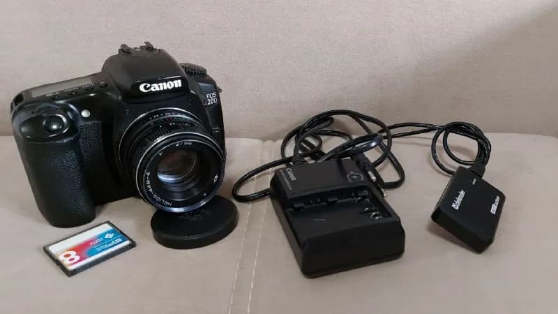 Canon 20d + Helios-44m — Ереван — 35 000 ֏