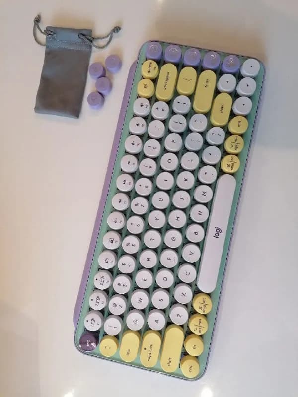 Logitech POP KEYS WIRELESS MECHANICAL KEYBOARD. — Ереван — 30 000 ֏