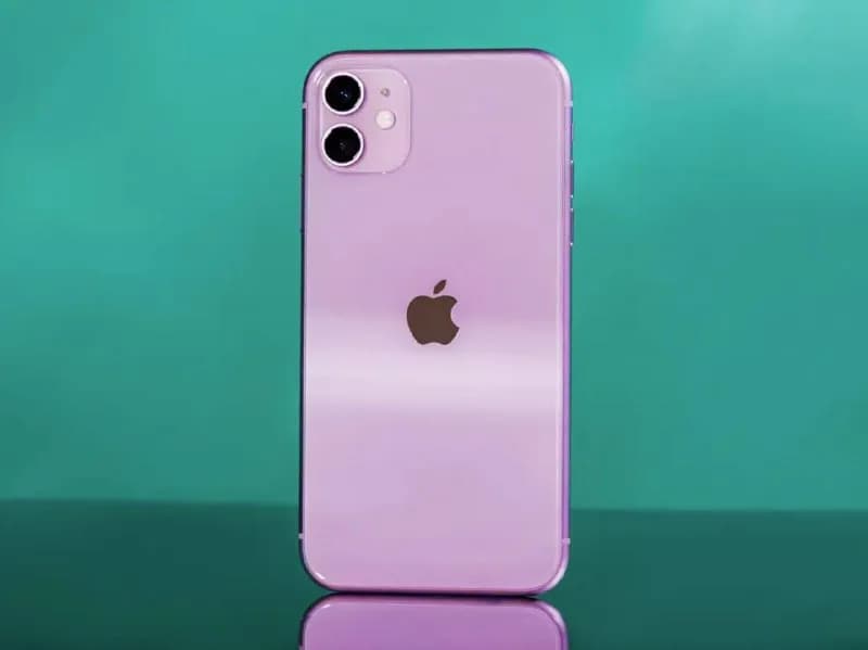 Apple iPhone 11, 64 GB. Телефон в полностью рабочем состоянии, камеры работают, Face Id работает. Ес — Ереван — 120 000 ֏