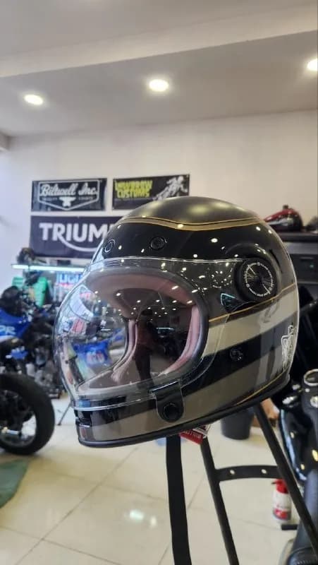 Bell Bullitt RSD Carbon (S) — Тбилиси — 450 ₾