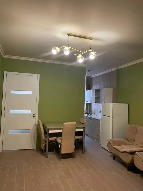 1+1 в центре города — Батуми — 400 $