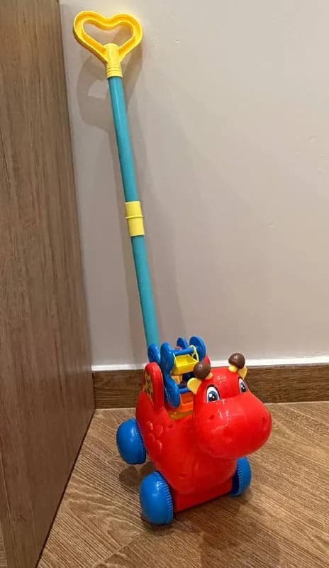 Игрушки, надувной круг и горшок — Батуми — 30 ₾
