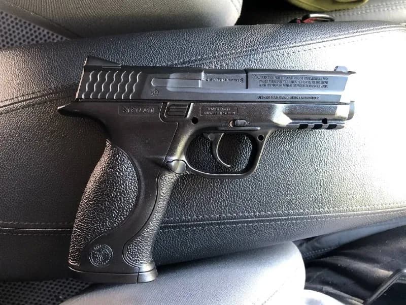 SMITH AND WESSON» — Ереван