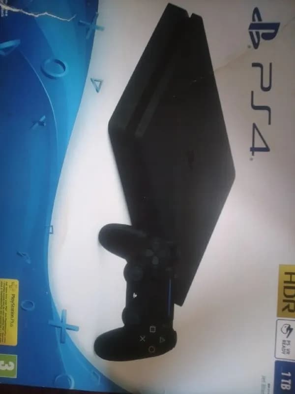 Ps 4 1 TB, + 1 джестик, + HDMI кабель, мало использованный, в очень хорошем состоянии. — Ереван — 85 000 ֏
