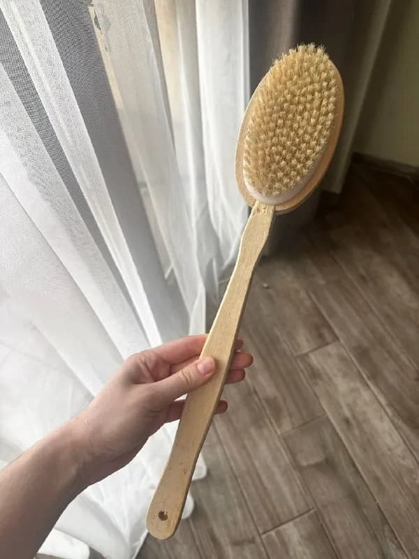 Щетка для сухого массажа — Батуми — 10 ₾