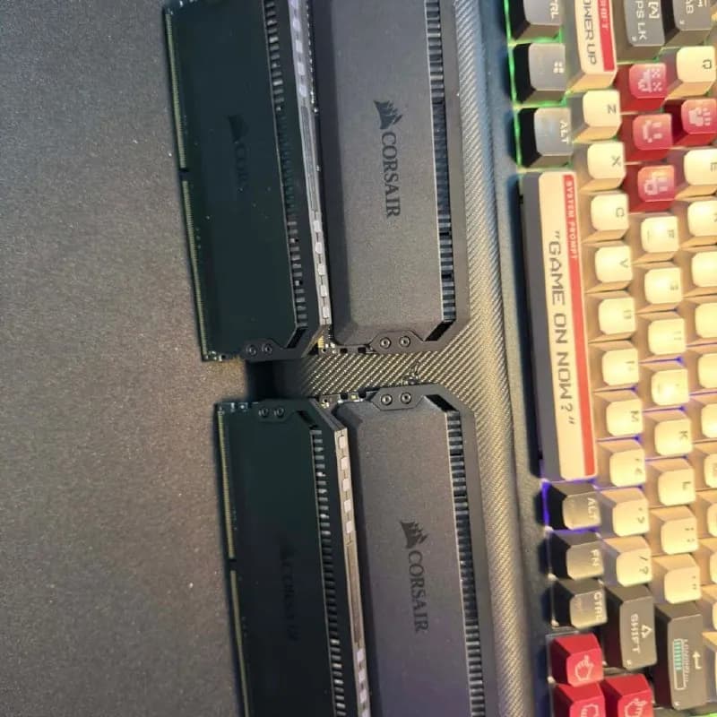 Corsair Dominator Platinum 32GB 3200MHz — Батуми