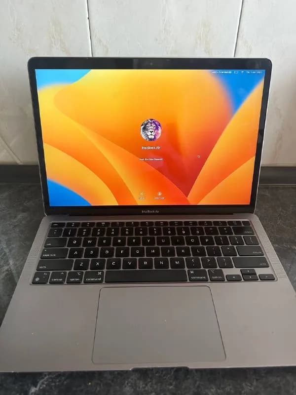 Macbook M1, 256ssd, 8gb, touch id, cycle 370 — Ереван