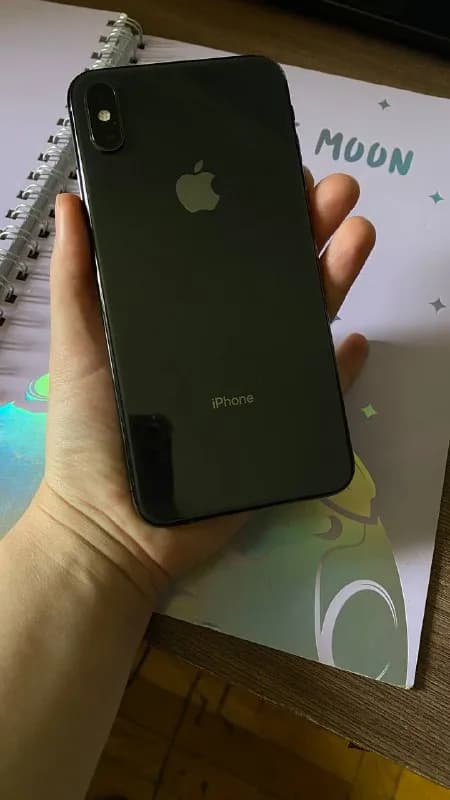iPhone XS Max 256Гб. Батарея 85%. В моем пользовании 2 года. Залочен на операторе. Состояние: есть п — Ереван — 110 000 ֏