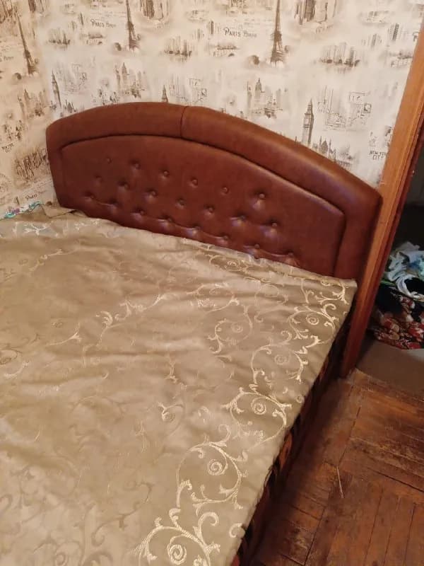 200$ — Ереван — 200 $