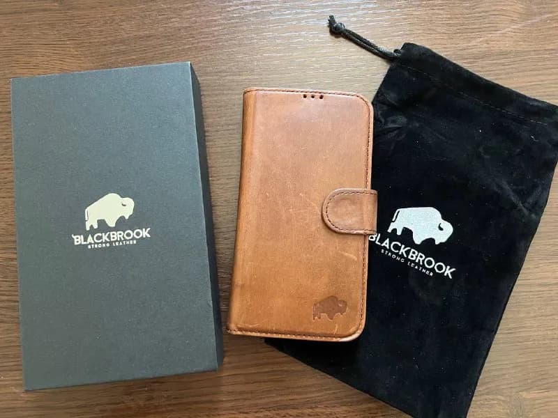 Blackbrook для iPhone 13 pro / 14 pro. Натуральная замша. Magsafe. 27000 драм — Ереван — 27,000 ֏
