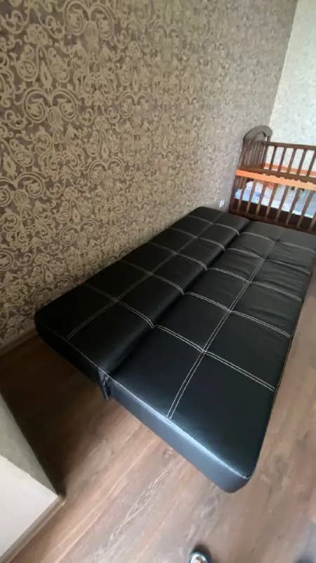 3 положения. Длина 190 см, ширина в открытом виде 110 см. Цена 80000 др, торга нет. Возможен обмен на — Ереван — 80,000 ֏