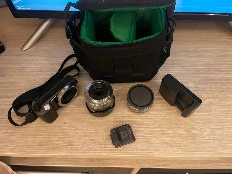 Sony NEX-5 в прочном металлическом корпусе с большой APS-C матрицей — дает отличную картинку, при эт — Тбилиси — 700 ₾