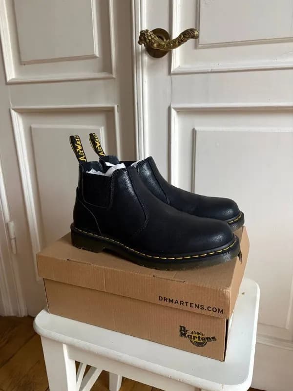 Dr Martens — Тбилиси — 230 ₾