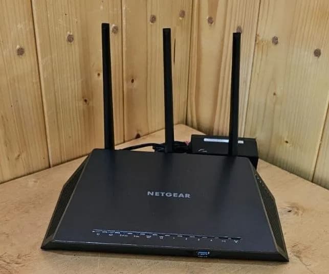 Netgear ACL 1900 роутер -150 лари — Тбилиси — 150 ₾