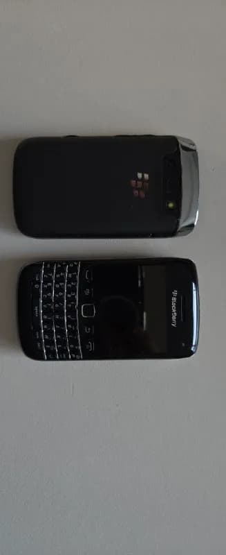 BlackBerry Curve 100 60₾. (Если заберете оба сразу — отдам за 100₾). Отличное состояние, корпуса и э — Тбилиси — 10 060 ₾