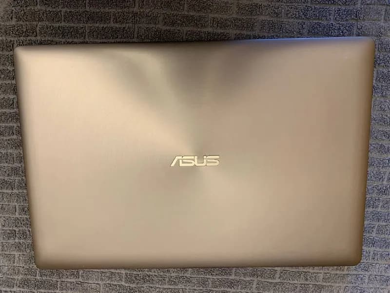 ASUS ZenBook Pro UX501VW-US71 15.6-Inch IPS 4K Touchscreen Ultra-HD display, 3840×2160 resolution — Ереван — 210,000 ֏
