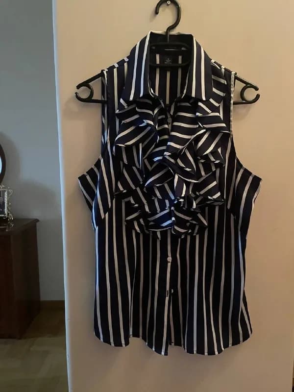 Ralph Lauren размер m-s. В идеале! Цена 12000 драм. Брюки джинсы Calvin Klein w29 L32. НОВЫЕ. Цве — Ереван — 12,000 ֏