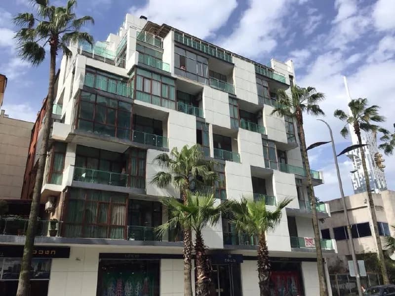 1+1 по улице Руставели, 22 — Батуми — 750 $