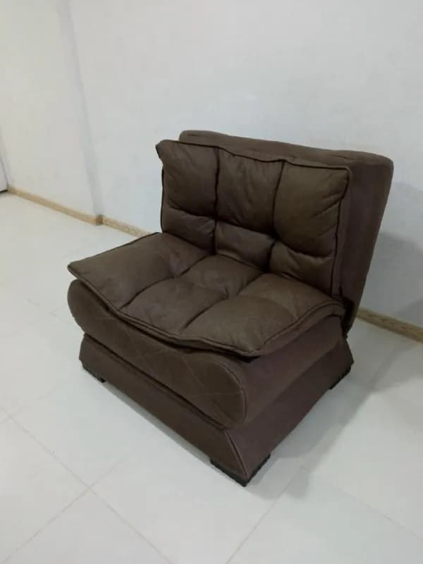 Диван и 2 кресла из кожзаменителя — Батуми — 750 ₾