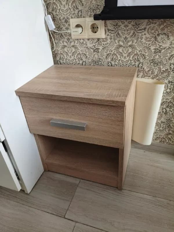 1. Тумба небольшая — Батуми — 40 ₾
