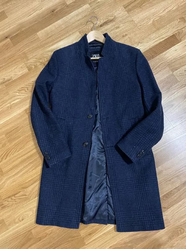 1. Пальто Zara S шерсть новое 15,000 AMD — Ереван — 15,000 ₽