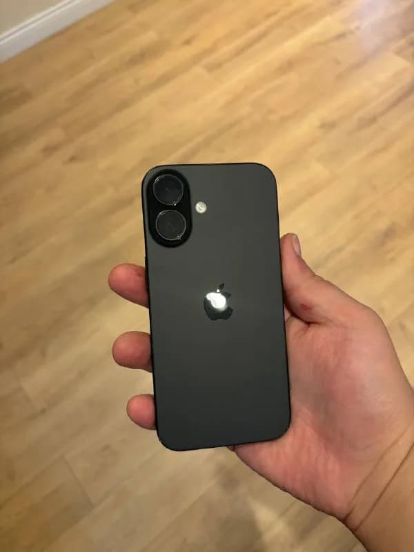 iPhone 16 (128 gb) — Батуми — 1 500 ₾
