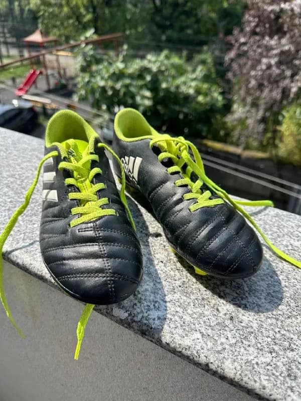 Adidas, в отличном состоянии, размер 38 Eu стоимость 40 лари. — Батуми — 40 ₾