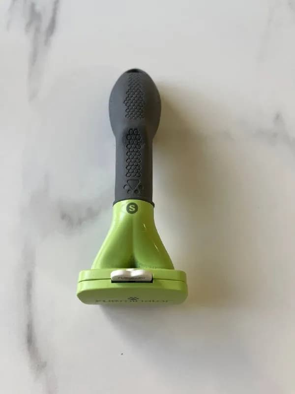 FURminator (Фурминатор) S 39 мм (длина рабочей поверхности).Отлично подойдет для мелких собак (4,5-9 — Ереван — 8,000 ֏
