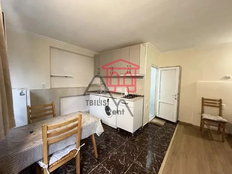 ID: 12396 (Di0128) — Тбилиси — 350 $