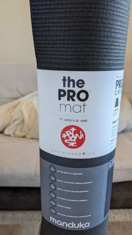Manduka Pro Mat 6 мм ширина, 180 см длина, цвет темно серый — Ереван