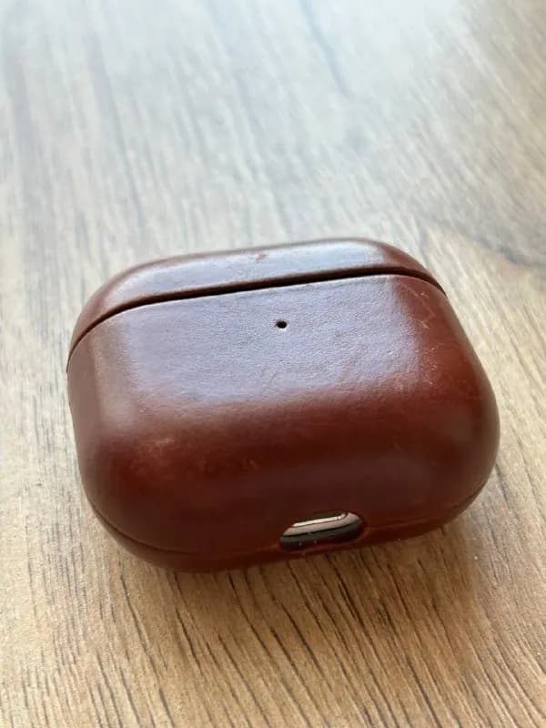 AirPods 3. Оригинал, с покупки в кожаном чехле. Пользовался очень мало. — Тбилиси — 150 ₾