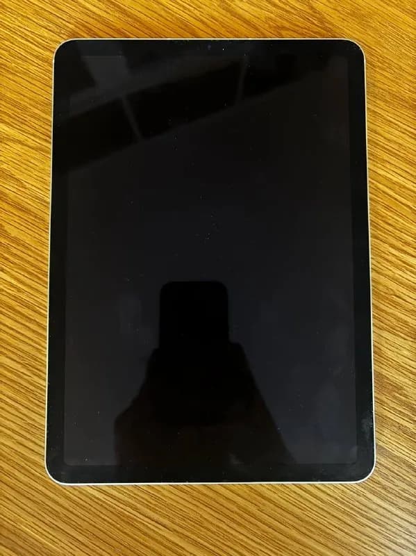 iPad Air (4th generation) — Тбилиси — 950 ₾