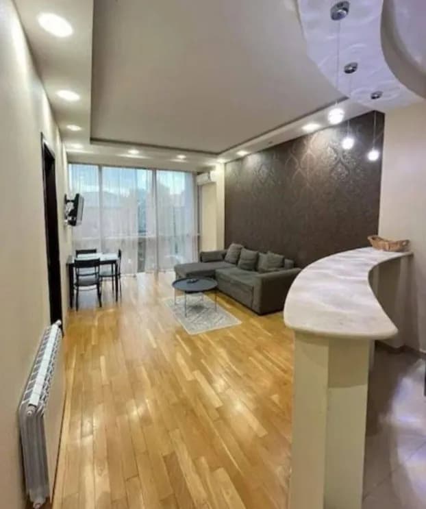 2+1 по улице Пиросмани, 1а — Батуми — 600 $