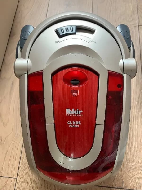 Пылесос Fakir 2400W контейнерный — Батуми — 140 ₾