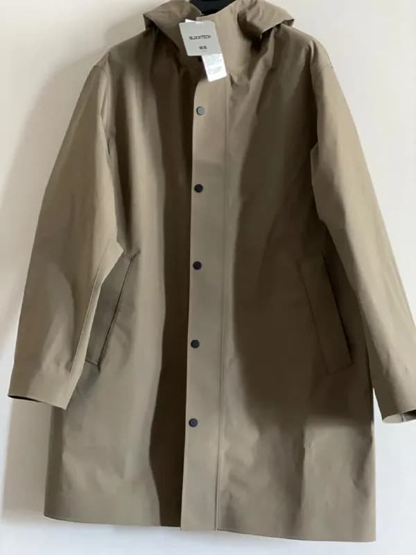 Uniqlo, Япония, маркировка XL, на 50-52,150 долл.[телефон] — Батуми