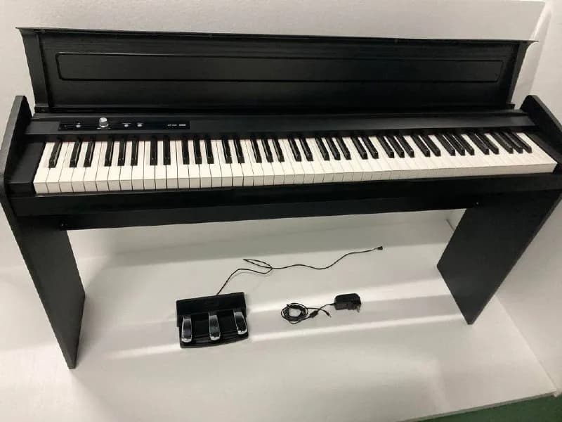 Korg LP-180 Электронное / Цифровое Пианино. — Ереван — 330 000 ֏