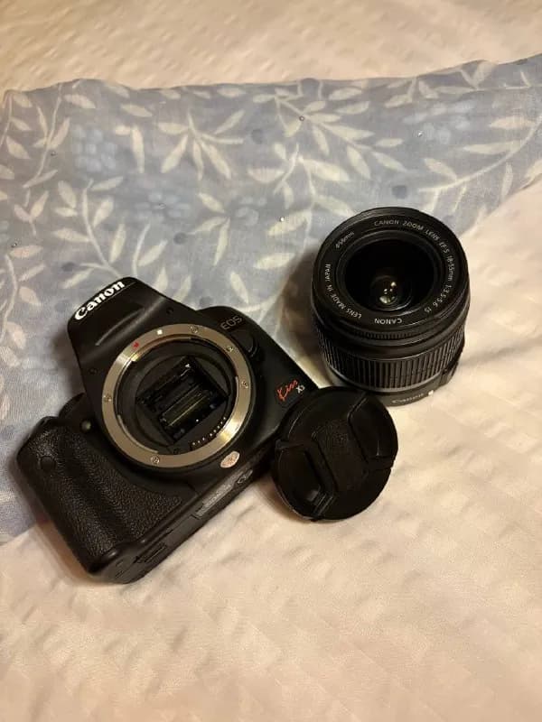 Canon EOS Kiss X3 с объективом 18-55mm. — Тбилиси