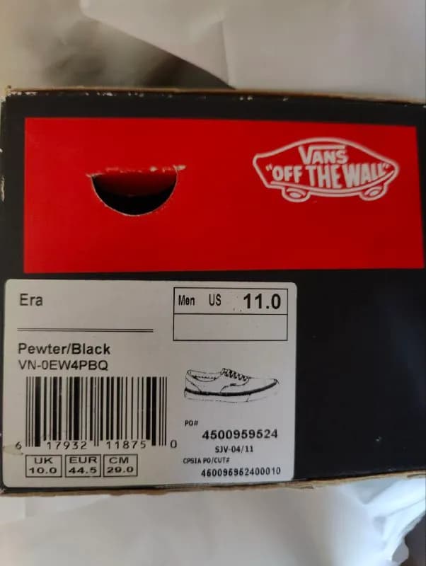 Vans, размер ближе к 44 (11 us), 30к драм. Надевались несколько раз. — Ереван
