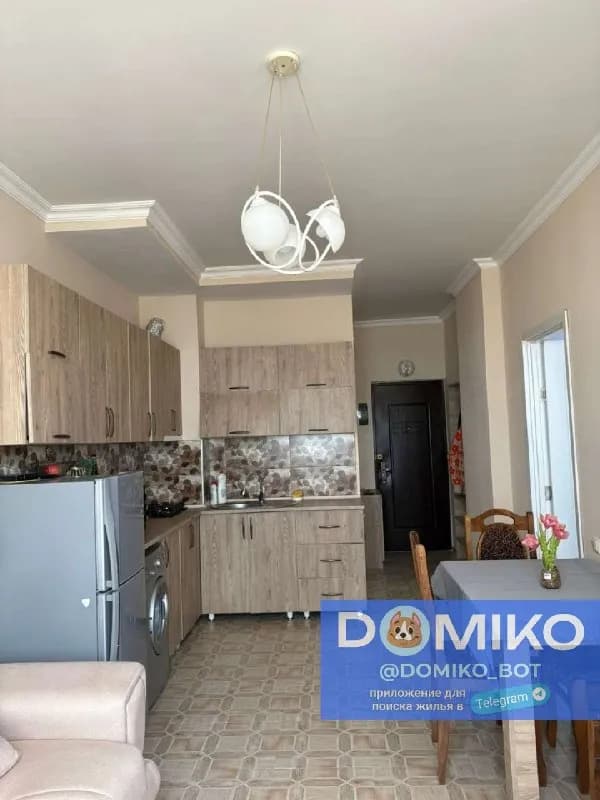 1+1, 19 этаж, 42 кв/м — Батуми — 500 $