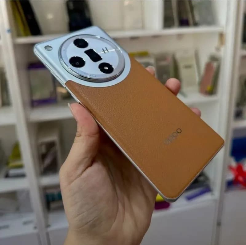 12GВПамять: 256GB — Батуми
