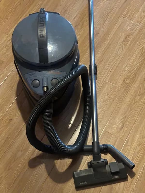 Пылесос Philips — Тбилиси — 150 ₾