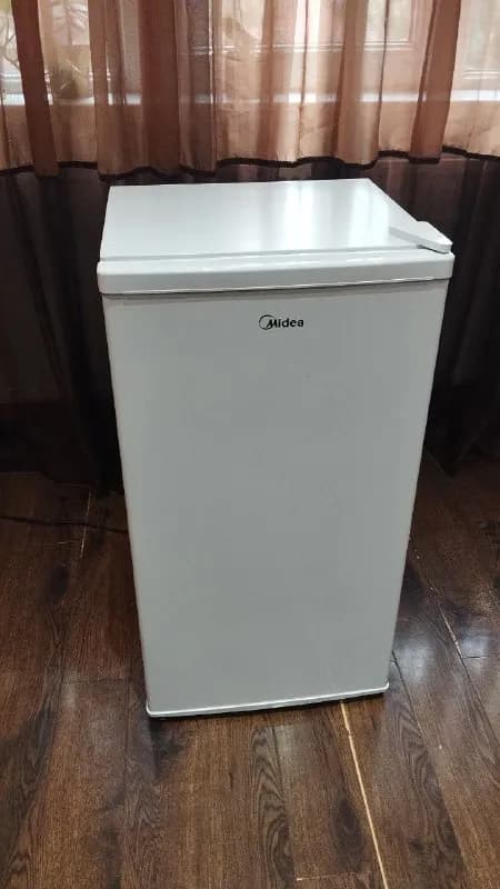 Midea MERD86FGG01 — 200 лари — Тбилиси — 200 ₾