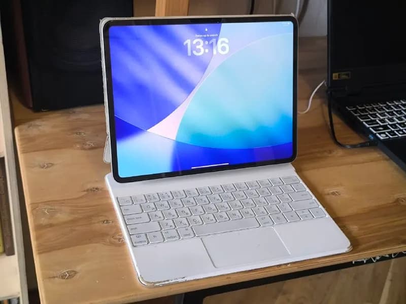 iPad pro 13 inch m4 — Тбилиси — 65 ₾