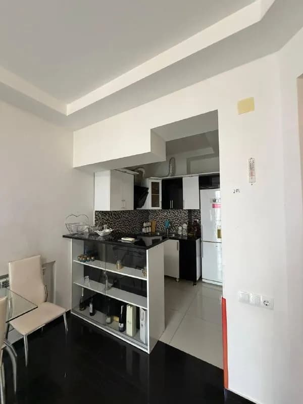 1+1 по улице Джавахишвили, 4а — Батуми — 600 $
