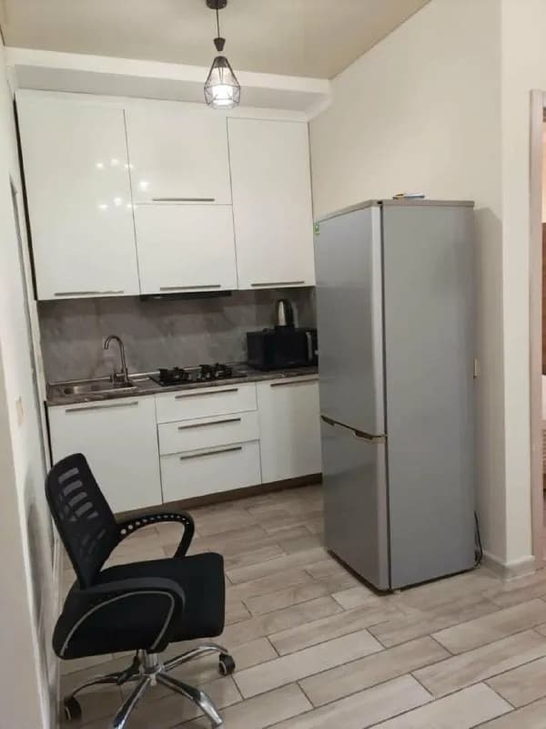 1+1 по улице Гудиашвили, 14☑️ — Батуми — 450 $