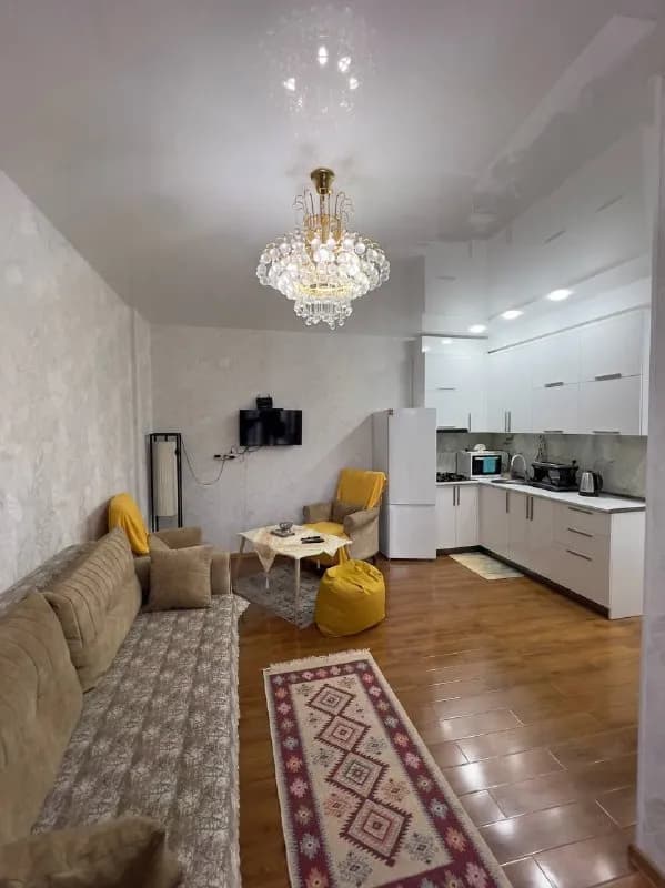 1+1 по улице Генерал Аслан Абашидзе, 19 — Батуми — 500 $