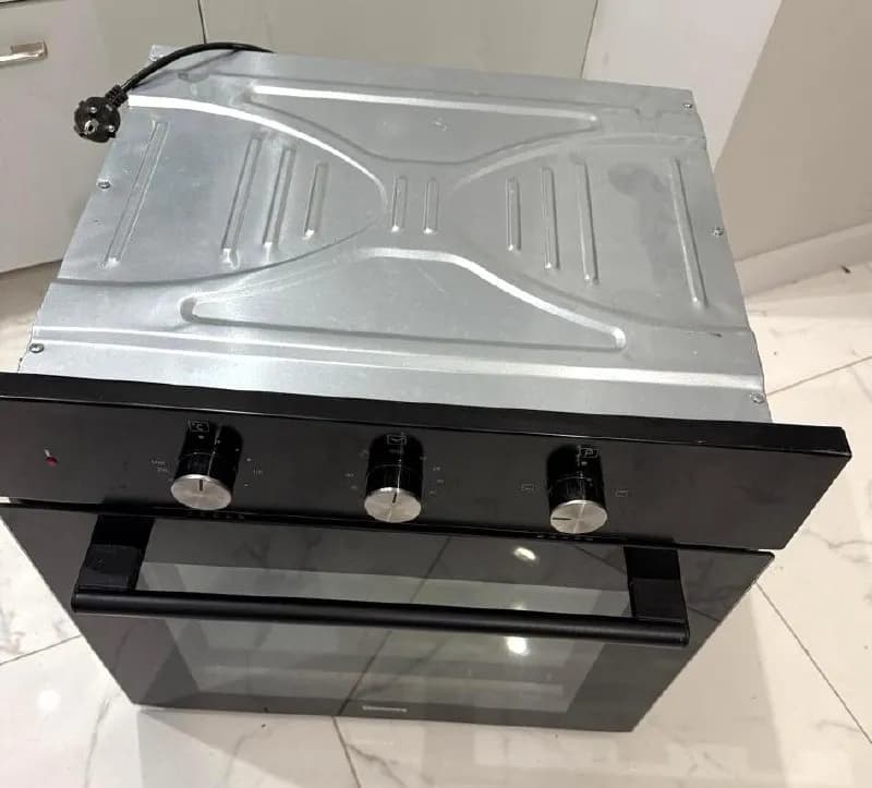 LUXELL B66-S2, мощность 1600 Wt. Очень мало б/у, практически новая. Можно посмотреть и забрать ул. Ш — Батуми — 300 ₾
